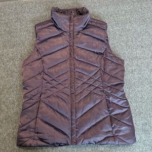 North Face 550 Puffer Vest Plum Purple Women’s Small Ski Down Jacket Winter